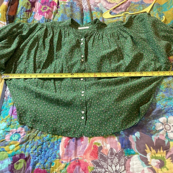 Doen O'Keefe in Green Martha's Garden - Picture 13 of 17